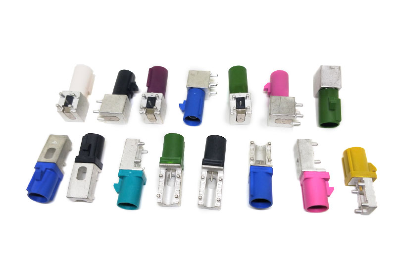 FAKRA連接器自動組裝機(jī)的介紹、工作原理和使用注意事項