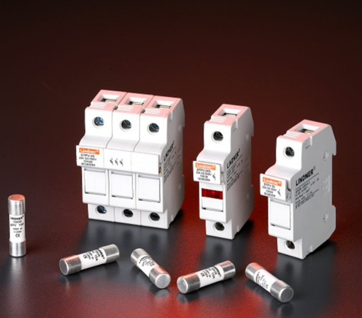 淺述直流熔斷器非標(biāo)自動(dòng)化設(shè)備的介紹，工作原理和特點(diǎn)