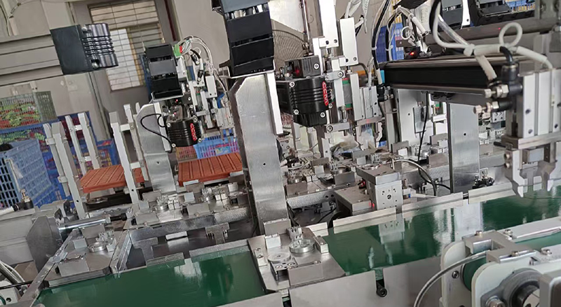 淺談螺絲和彈簧自動化組裝檢測設(shè)備的工作原理、結(jié)構(gòu)和保養(yǎng)維護要求